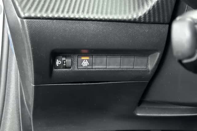Peugeot 208 (2021) thumbnail 29