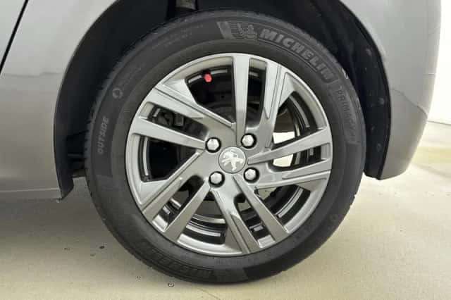 Peugeot 208 (2021) thumbnail 30