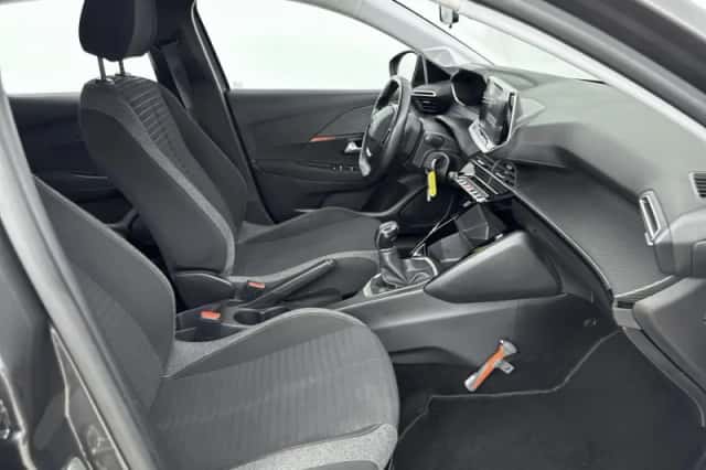 Peugeot 208 (2021) thumbnail 31