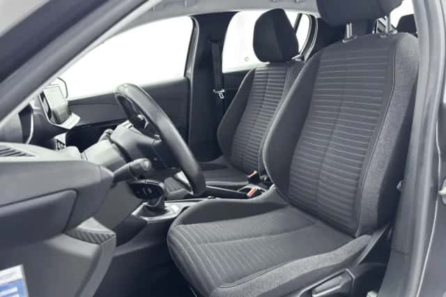 Peugeot 208 (2021) thumbnail 8