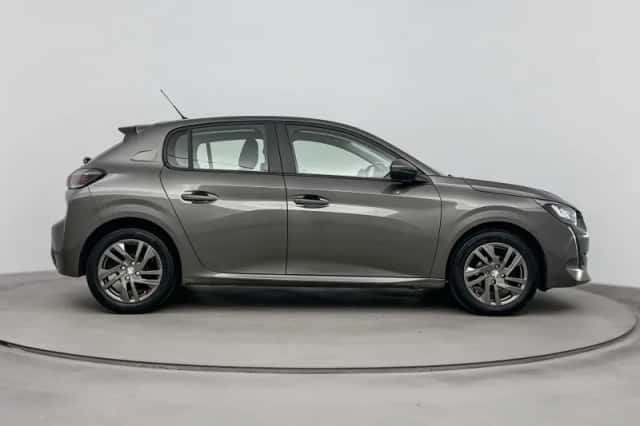 Peugeot 208 (2021) thumbnail 10