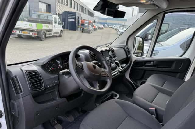 Peugeot Boxer (2024) thumbnail 10