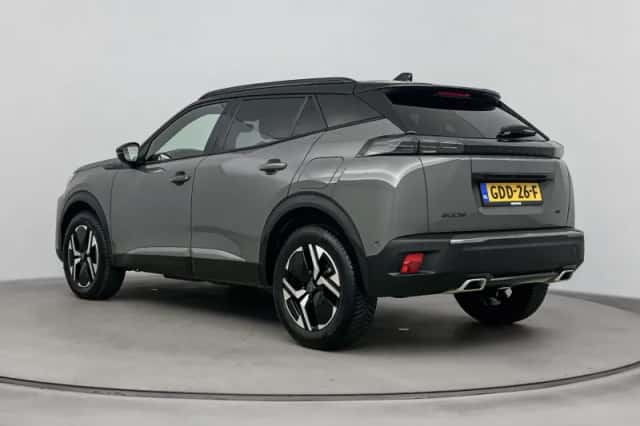 Peugeot 2008 (2024) thumbnail 3