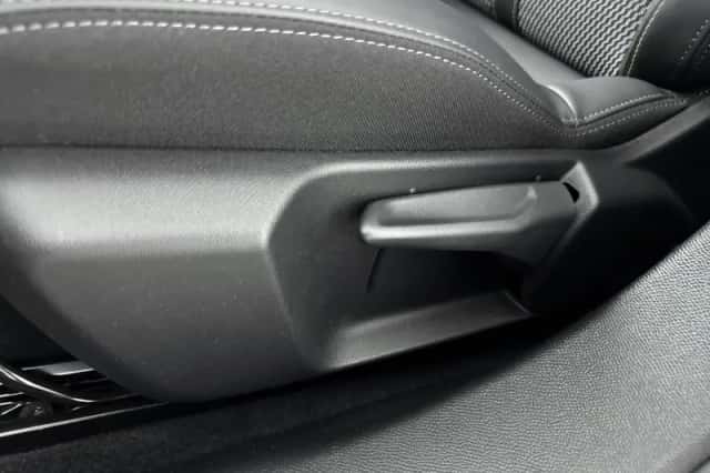 Peugeot 2008 (2024) thumbnail 29