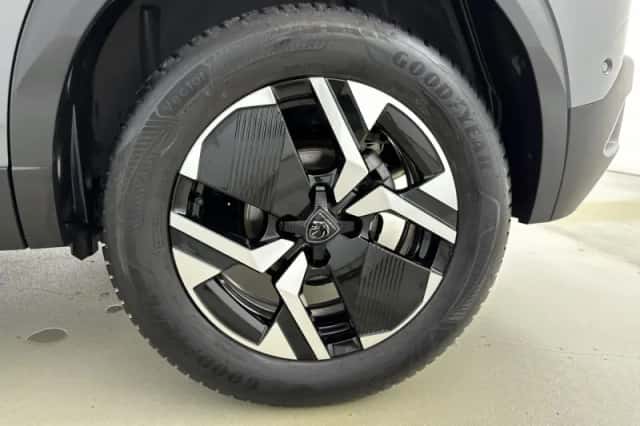 Peugeot 2008 (2024) thumbnail 32
