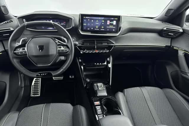 Peugeot 2008 (2024) thumbnail 7