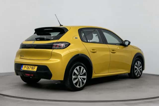 Peugeot e-208 (2022) thumbnail 15