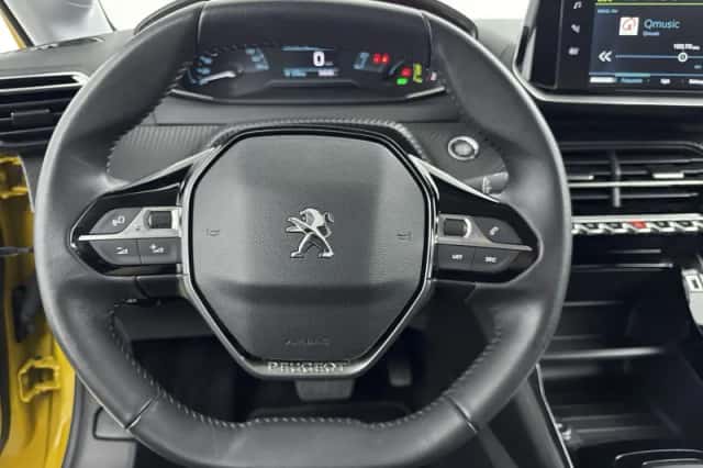 Peugeot e-208 (2022) thumbnail 19