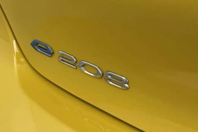 Peugeot e-208 (2022) thumbnail 27