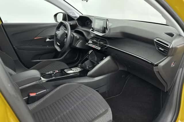 Peugeot e-208 (2022) thumbnail 9