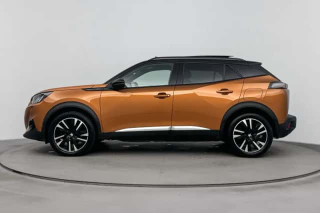 Peugeot e-2008 (2023) thumbnail 2