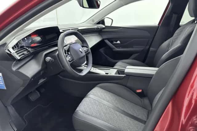 Peugeot 408 (2023) thumbnail 5