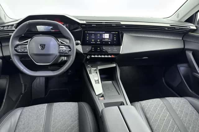 Peugeot 408 (2023) thumbnail 6