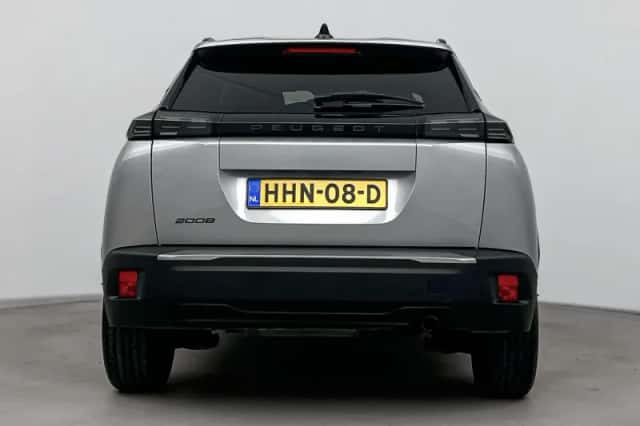 Peugeot 2008 (2025) thumbnail 3
