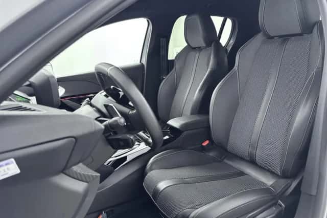 Peugeot 208 (2025) thumbnail 5