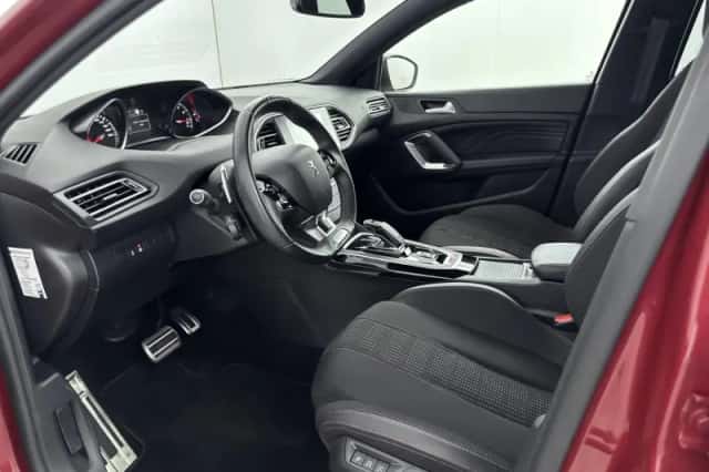 Peugeot 308 (2020) thumbnail 5