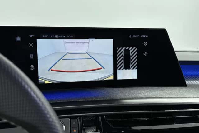 Peugeot 3008 (2024) thumbnail 6