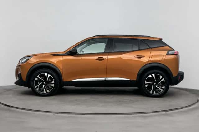 Peugeot e-2008 (2021) thumbnail 2