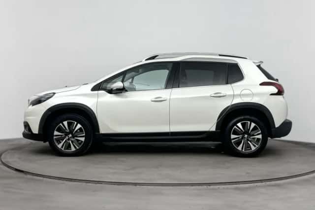 Peugeot 2008 (2017) thumbnail 2