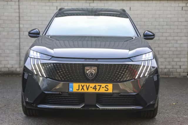 Peugeot E-5008 (2026) thumbnail 4