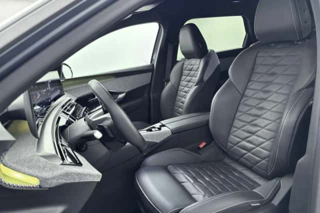 Peugeot E-5008 (2025) thumbnail 5