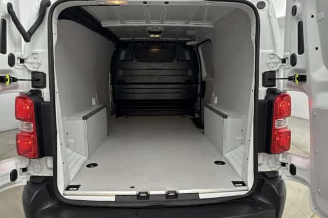 Opel Vivaro (2024) thumbnail 5