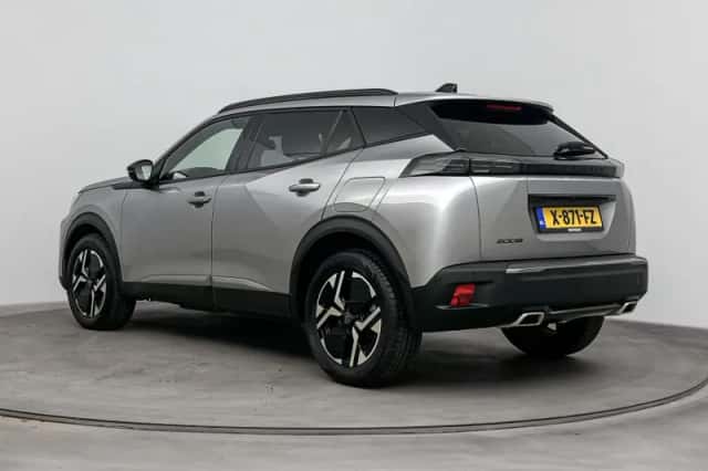 Peugeot 2008 (2023) thumbnail 3