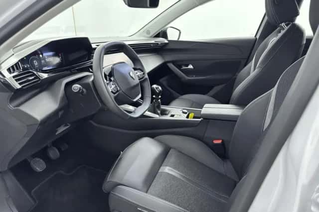 Peugeot 308 (2025) thumbnail 5