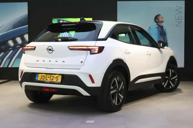 Opel Mokka-e (2025) thumbnail 3