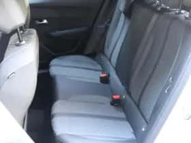 Peugeot 2008 (2025) thumbnail 17