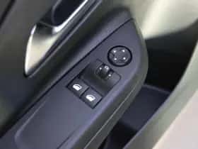 Opel Corsa (2022) thumbnail 21