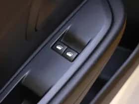 Peugeot 208 (2022) thumbnail 21