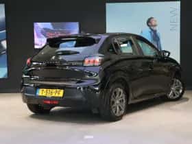 Peugeot e-208 (2023) thumbnail 3