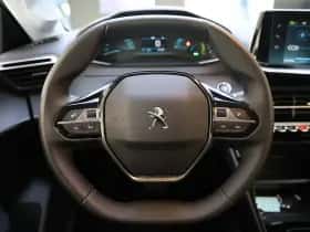 Peugeot e-208 (2023) thumbnail 25