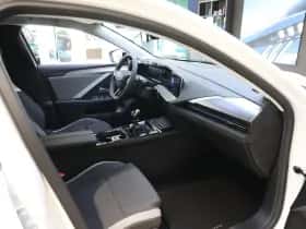 Opel Astra (2025) thumbnail 9