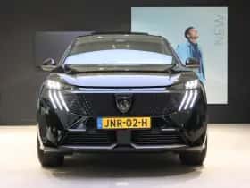 Peugeot e-3008 (2025) thumbnail 4