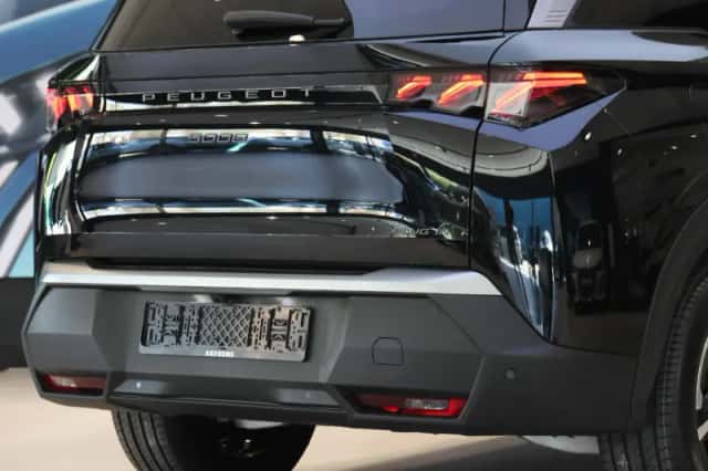 Peugeot 5008 (2026) thumbnail 6