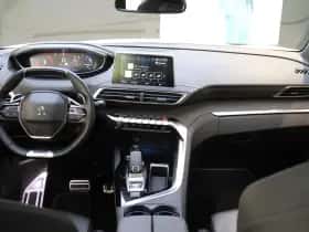 Peugeot 3008 (2019) thumbnail 9