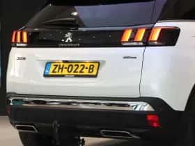 Peugeot 3008 (2019) thumbnail 10