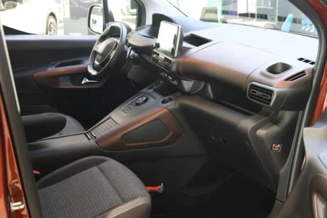 Peugeot Rifter (2022) thumbnail 5