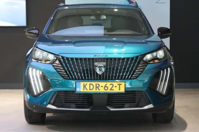 Peugeot 2008 (2025) thumbnail 6