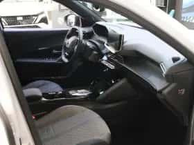 Peugeot e-2008 (2025) thumbnail 9