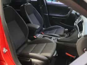 Opel Astra (2018) thumbnail 10