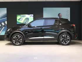 Peugeot 2008 (2022) thumbnail 2