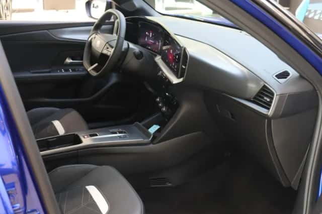Opel Mokka (2025) thumbnail 5