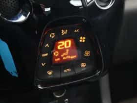 Peugeot 108 (2021) thumbnail 33