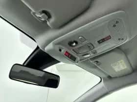 Peugeot 208 (2021) thumbnail 24