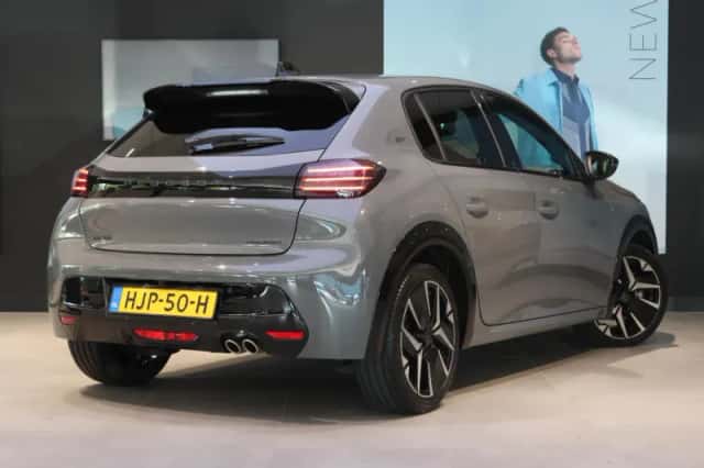 Peugeot 208 (2025) thumbnail 3
