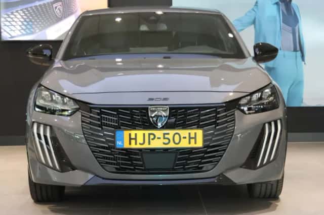 Peugeot 208 (2025) thumbnail 6