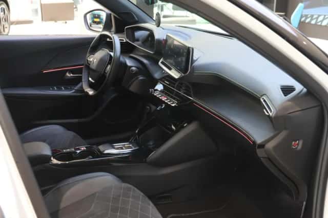 Peugeot e-2008 (2023) thumbnail 6